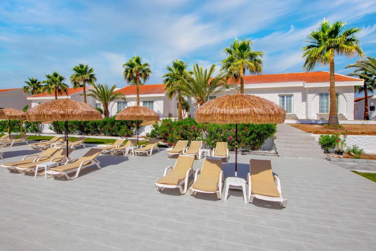 Long Beach Villas Famagusta  Exteriér fotografie