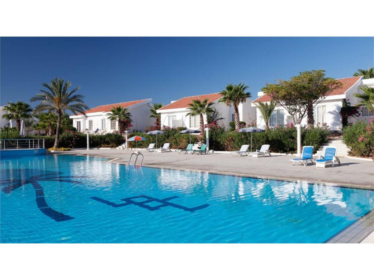 Long Beach Villas Famagusta  Exteriér fotografie