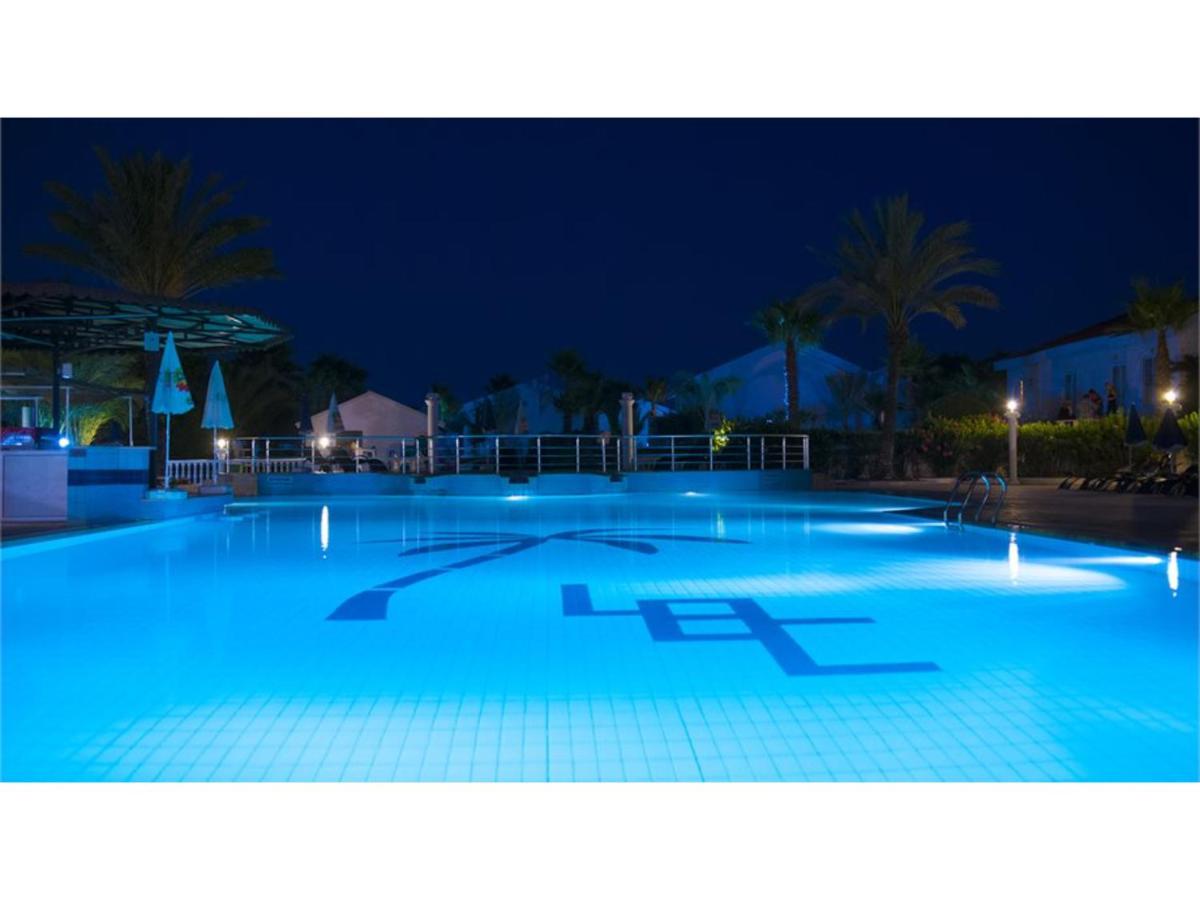 Long Beach Villas Famagusta  Exteriér fotografie